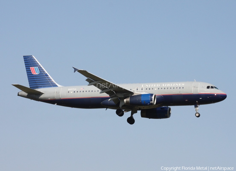 United Airlines Airbus A320-232 (N437UA) | Photo 300441