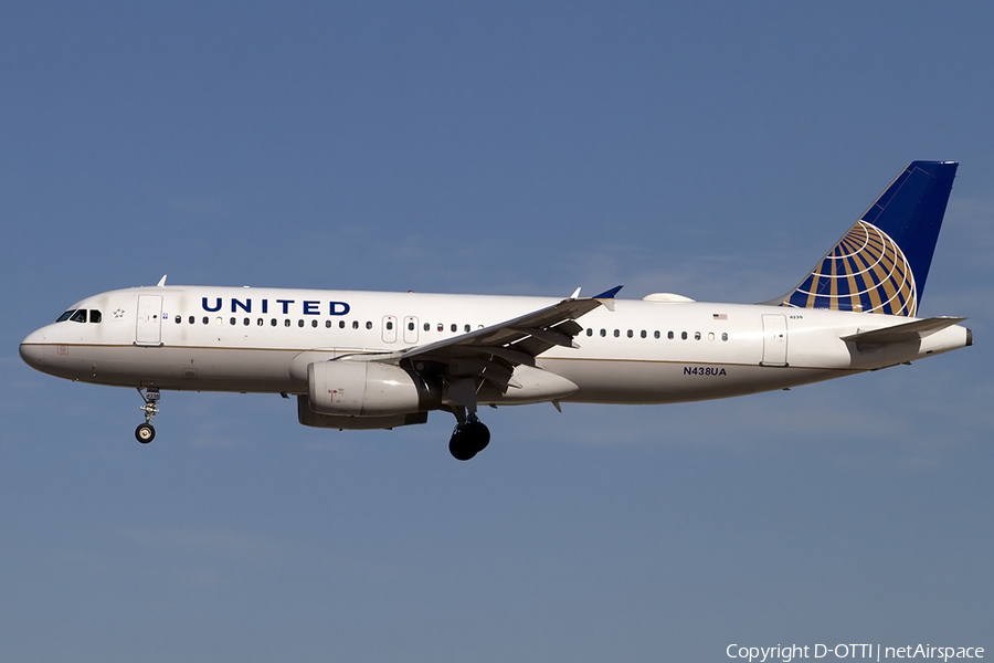 United Airlines Airbus A320-232 (N438UA) | Photo 465189