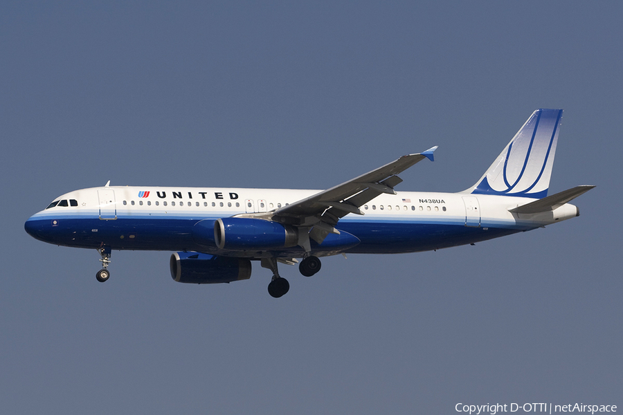 United Airlines Airbus A320-232 (N438UA) | Photo 278838