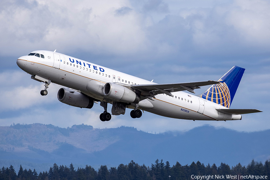 United Airlines Airbus A320-232 (N438UA) | Photo 409113