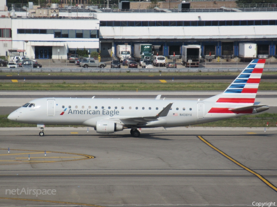 American Eagle (Republic Airlines) Embraer ERJ-175LR (ERJ-170-200LR) (N438YX) | Photo 529153