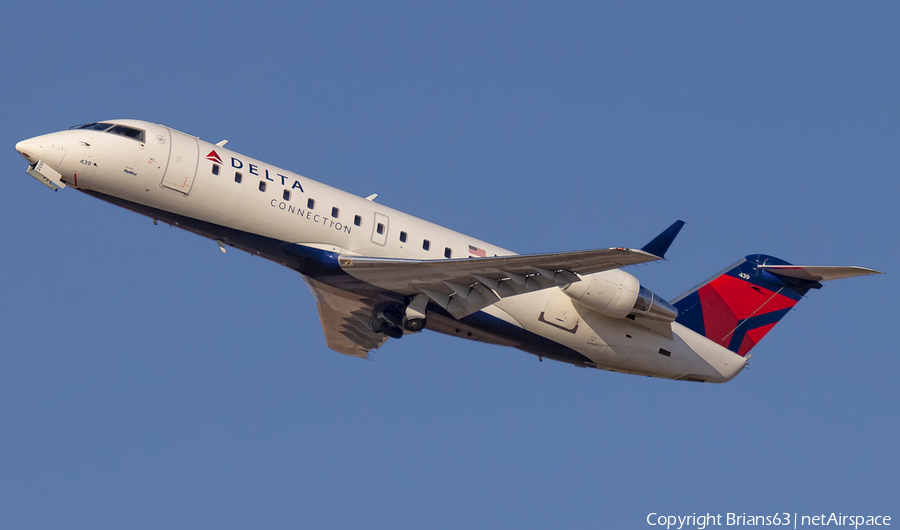 Delta Connection (SkyWest Airlines) Bombardier CRJ-200ER (N439SW) | Photo 376075