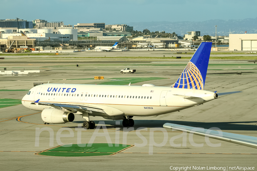United Airlines Airbus A320-232 (N439UA) | Photo 427825