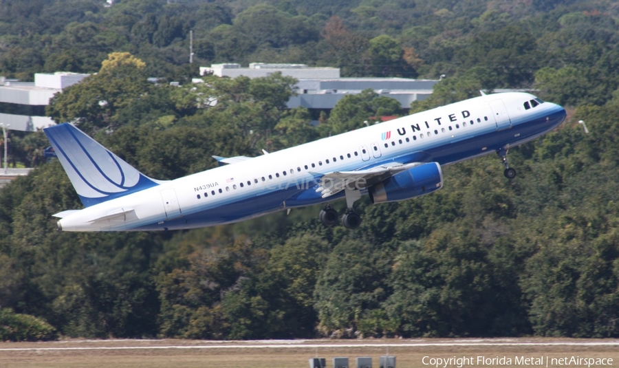 United Airlines Airbus A320-232 (N439UA) | Photo 337269