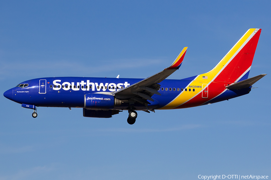 Southwest Airlines Boeing 737-7H4 (N439WN) | Photo 547674