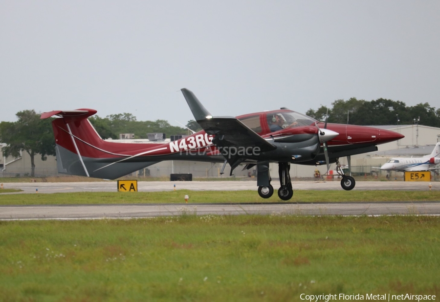 (Private) Diamond DA42 NG Twin Star (N43RG) | Photo 554996