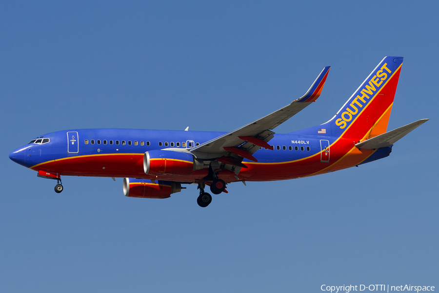 Southwest Airlines Boeing 737-7H4 (N440LV) | Photo 184142