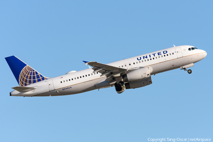 United Airlines Airbus A320-232 (N440UA) | Photo 527398