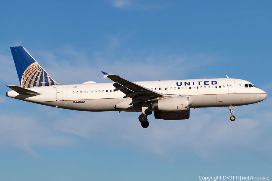 United Airlines Airbus A320-232 (N440UA) | Photo 181796