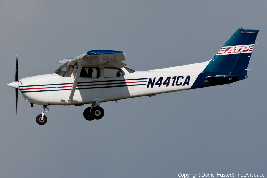 ATP Flight School Cessna 172R Skyhawk (N441CA) | Photo 449520