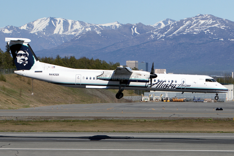 Alaska Airlines (Horizon) Bombardier DHC-8-402Q (N442QX) at  Anchorage - Ted Stevens International, United States