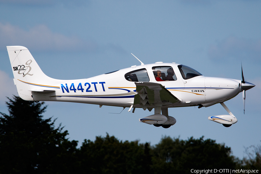 (Private) Cirrus SR22 G2 (N442TT) | Photo 469111