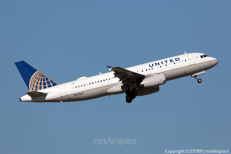 United Airlines Airbus A320-232 (N442UA) | Photo 107025