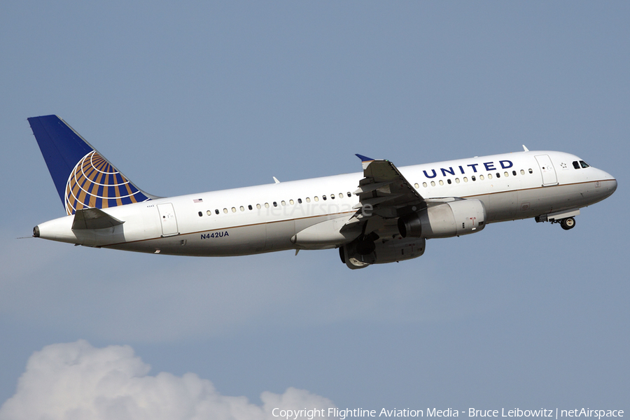 United Airlines Airbus A320-232 (N442UA) | Photo 92512