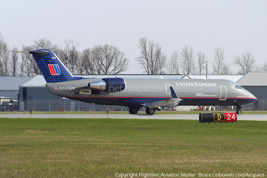United Express (Air Wisconsin) Bombardier CRJ-200LR (N443AW) | Photo 151193