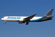 Amazon Prime Air (Air Transport International) Boeing 767-323(ER)(BDSF) (N443AZ) at  Los Angeles - International, United States