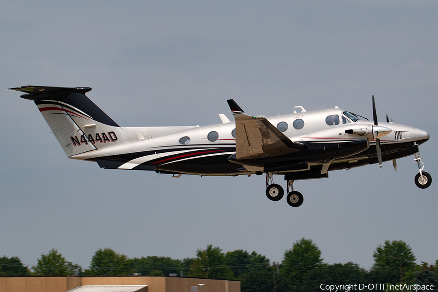 45 North Aviation Beech King Air 200 (N444AD) | Photo 647797