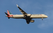 American Airlines Airbus A321-253NX (N444UW) at  Orlando - International (McCoy), United States