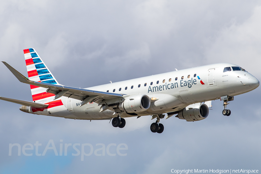 American Eagle (Republic Airlines) Embraer ERJ-175LR (ERJ-170-200LR) (N444YX) | Photo 315368