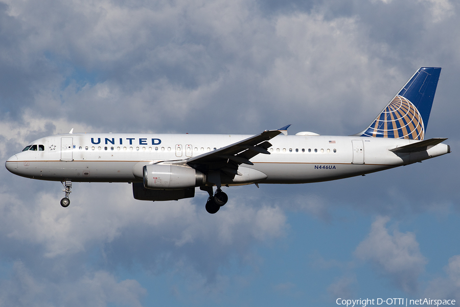 United Airlines Airbus A320-232 (N446UA) | Photo 525318
