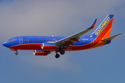 Southwest Airlines Boeing 737-7H4 (N447WN) at  Los Angeles - International, United States