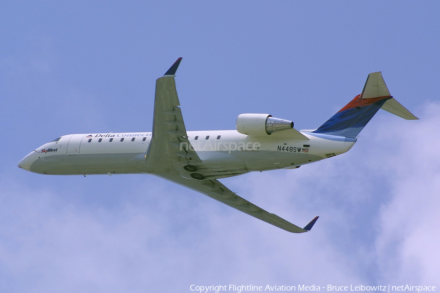 Delta Connection (SkyWest Airlines) Bombardier CRJ-200ER (N448SW) | Photo 184981