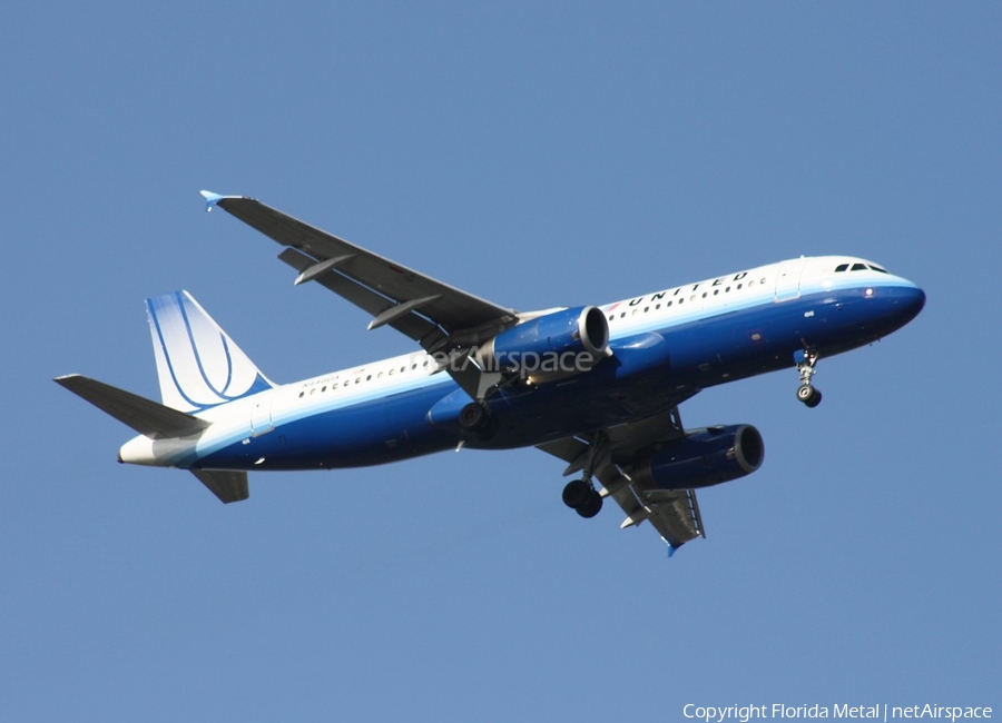 United Airlines Airbus A320-232 (N448UA) | Photo 300460