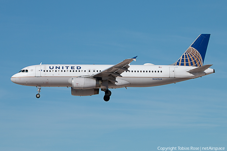 United Airlines Airbus A320-232 (N449UA) | Photo 275256