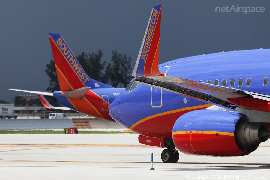 Southwest Airlines Boeing 737-7H4 (N449WN) | Photo 40237
