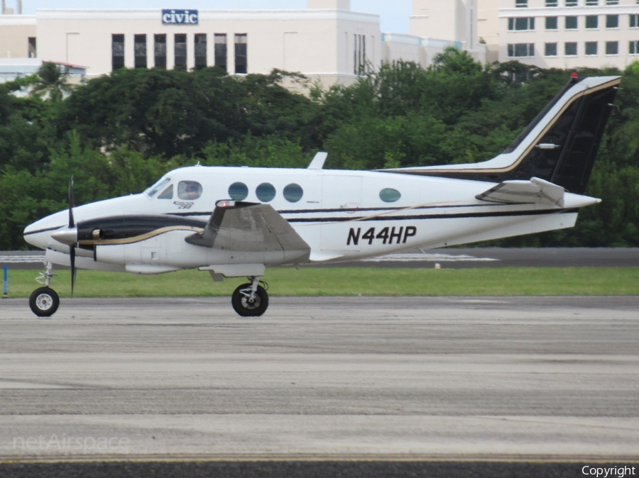 (Private) Beech C90 King Air (N44HP) | Photo 478778
