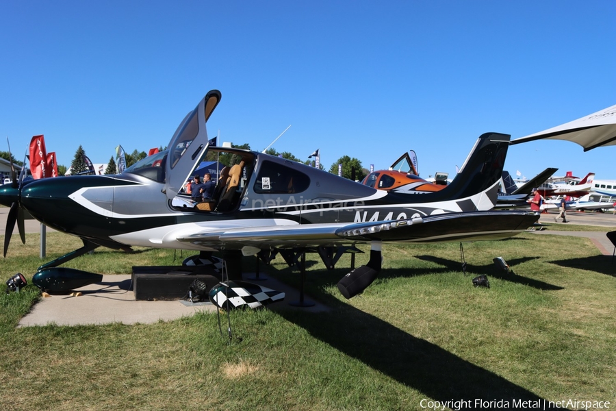 (Private) Cirrus SR22T G6 GTS (N44QG) | Photo 555184