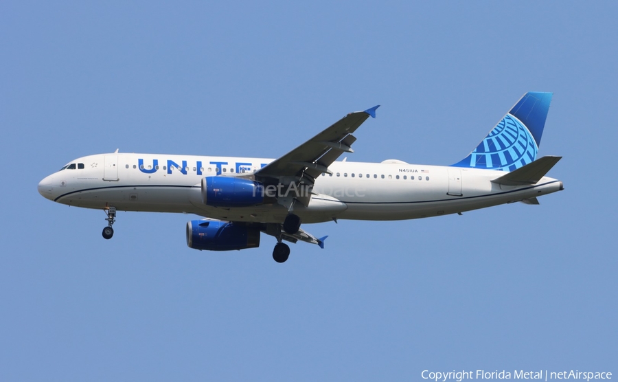 United Airlines Airbus A320-232 (N451UA) | Photo 666146