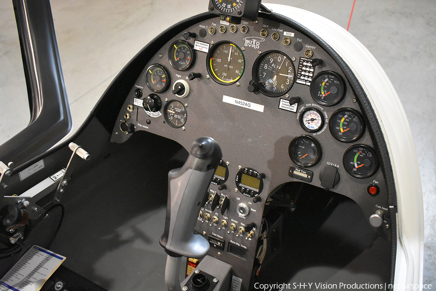 (Private) AutoGyro Calidus (N452AG) | Photo 149977
