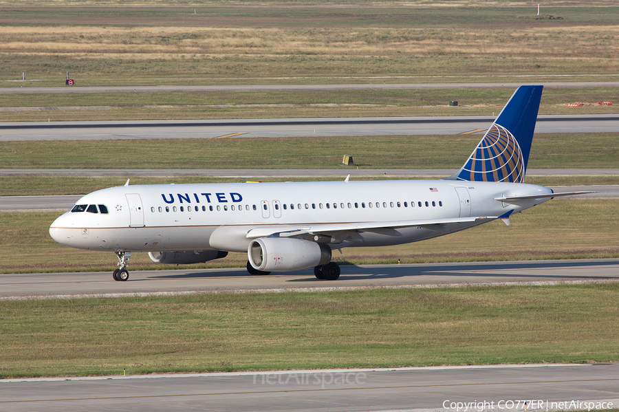 United Airlines Airbus A320-232 (N452UA) | Photo 14230