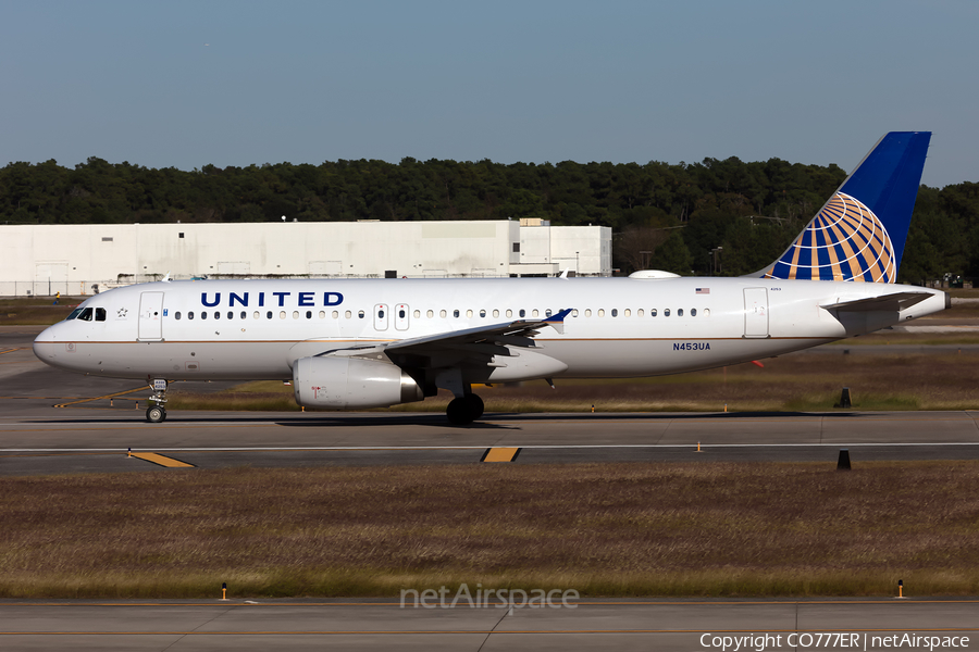 United Airlines Airbus A320-232 (N453UA) | Photo 387122