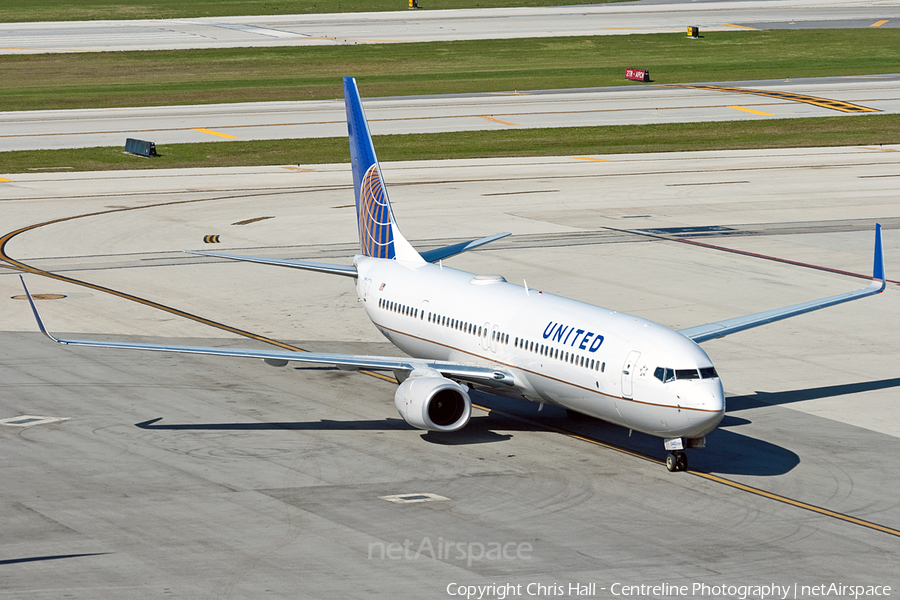 United Airlines Boeing 737-924(ER) (N45440) | Photo 7236