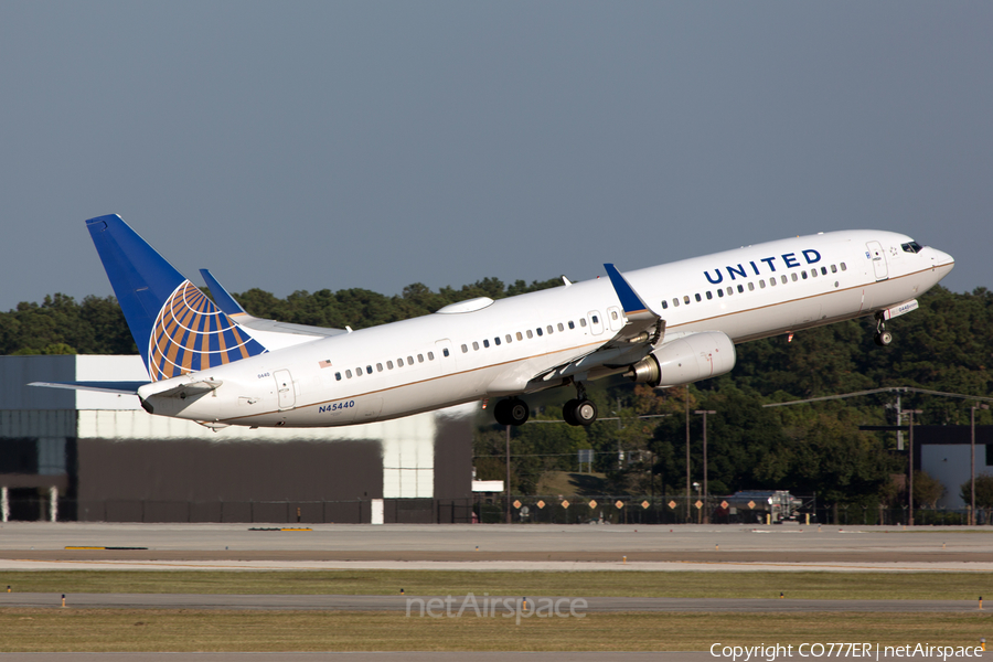 United Airlines Boeing 737-924(ER) (N45440) | Photo 59632