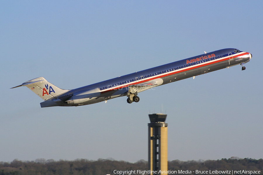 American Airlines McDonnell Douglas MD-82 (N454AA) | Photo 128140