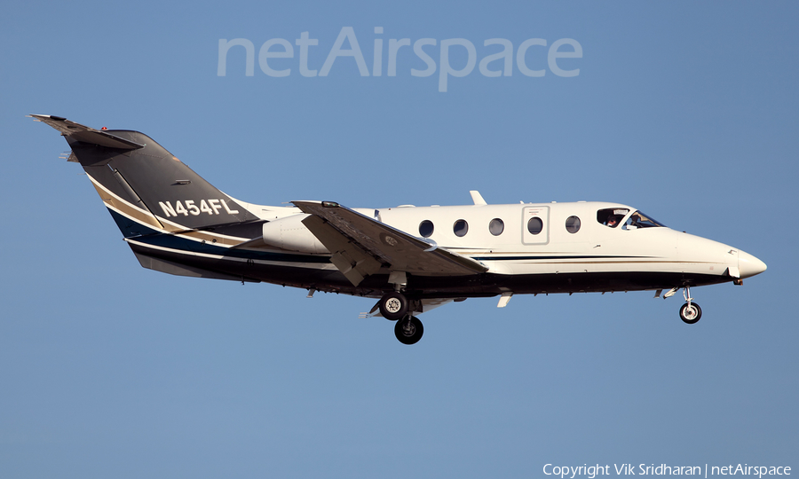 Flight Options Raytheon Hawker 400XP (N454FL) | Photo 102364