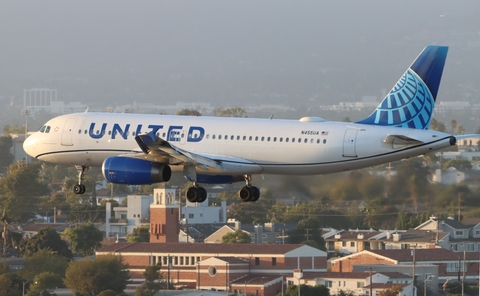 United Airlines Airbus A320-232 (N455UA) at  Los Angeles - International, United States