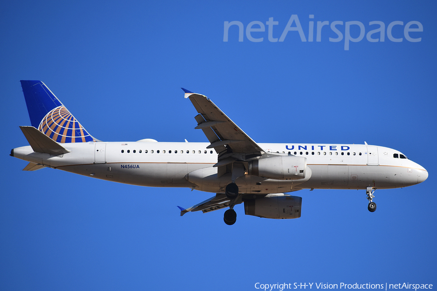United Airlines Airbus A320-232 (N456UA) | Photo 137446