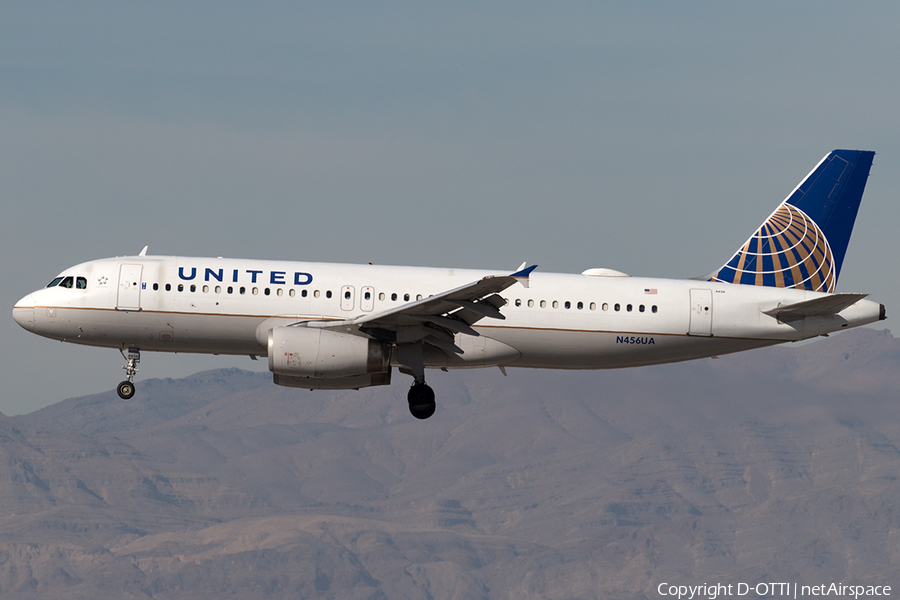 United Airlines Airbus A320-232 (N456UA) | Photo 196945