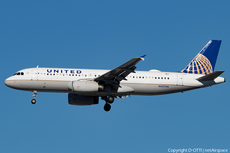 United Airlines Airbus A320-232 (N457UA) | Photo 180976