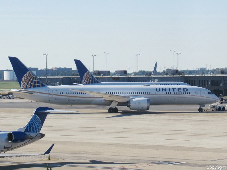 United Airlines Boeing 787-9 Dreamliner (N45956) | Photo 515270
