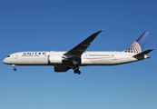 United Airlines Boeing 787-9 Dreamliner (N45956) at  London - Heathrow, United Kingdom