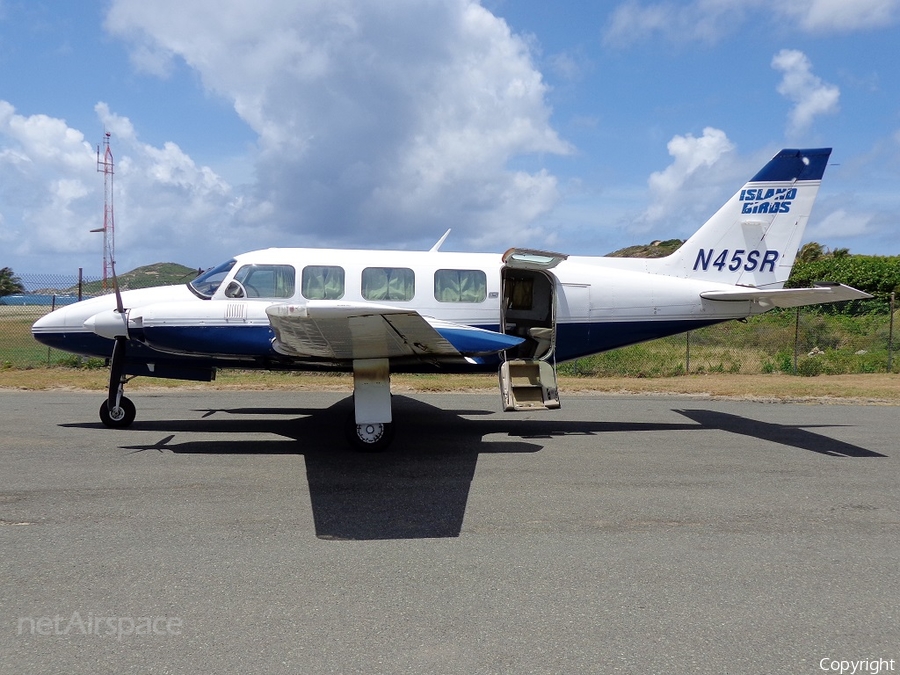 Island Birds Piper PA-31-350 Navajo Chieftain (N45SR) | Photo 51106