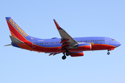 Southwest Airlines Boeing 737-7H4 (N462WN) at  Los Angeles - International, United States