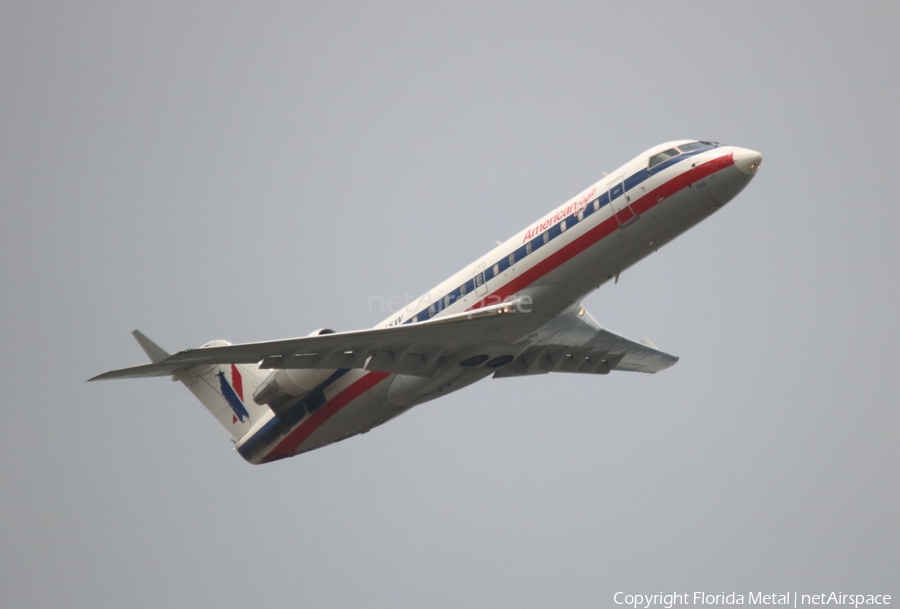 American Eagle Bombardier CRJ-200ER (N464SW) | Photo 304290