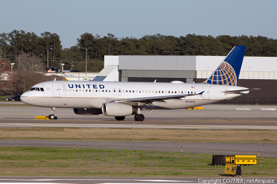United Airlines Airbus A320-232 (N464UA) | Photo 43081