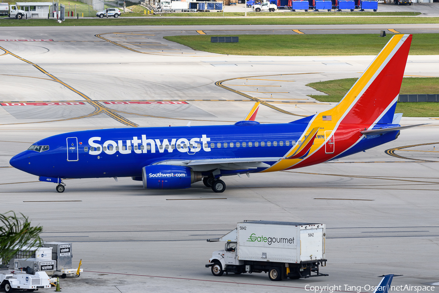 Southwest Airlines Boeing 737-7H4 (N464WN) | Photo 527136